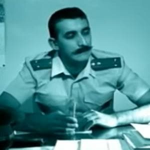 profile_Paper Feeder Policeman