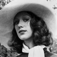 profile_Marisa Berenson