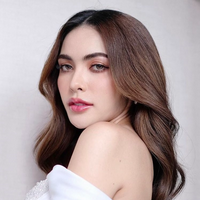 profile_Charlotte Austin