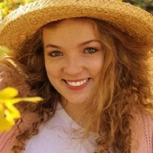 profile_Savanah Brown