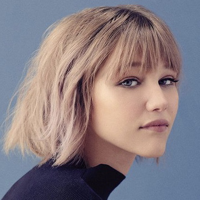 profile_Grace Vanderwaal