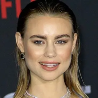 Lucy Fry тип личности MBTI image