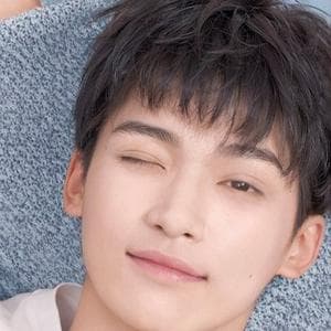 profile_Wu Suo Wei