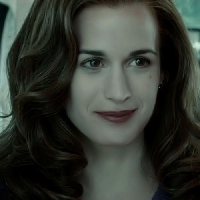 Esme Cullen mbtiパーソナリティタイプ image