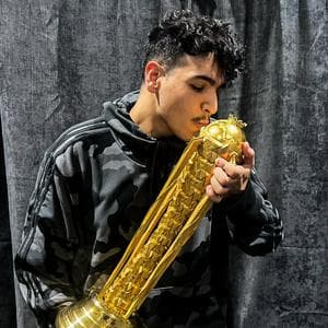 profile_WLY | ويلي