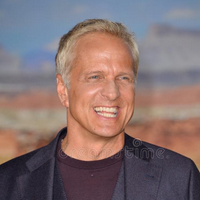 Patrick Fabian тип личности MBTI image