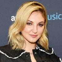 Julia Michaels mbti kişilik türü image