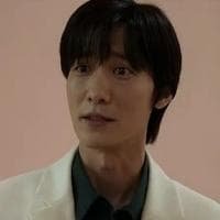 Hwang Yeo-Hwan MBTI Personality Type image