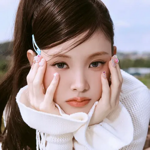 profile_YIHYUN (Baby DONT Cry)