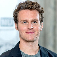 Jonathan Groff tipe kepribadian MBTI image