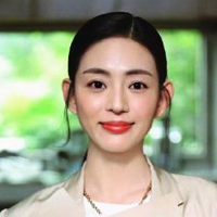 profile_Tong Hua