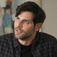 profile_Eddie Saville