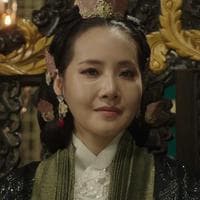 Seo Ha-Sun (Queen/Shaman Choi) тип личности MBTI image