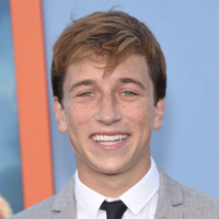 Skyler Gisondo mbti kişilik türü image