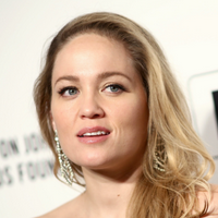 profile_Erika Christensen