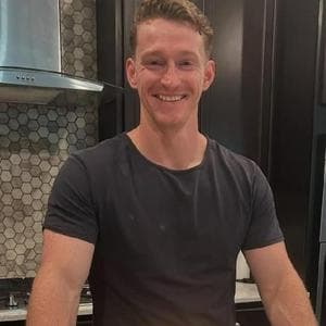 profile_Logan Brown