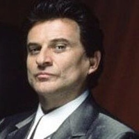 Tommy DeVito tipo de personalidade mbti image