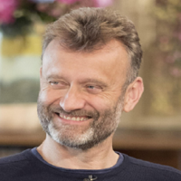 Hugh Dennis mbtiパーソナリティタイプ image