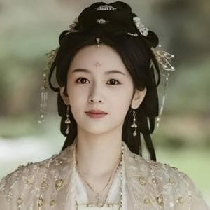 profile_He Yan