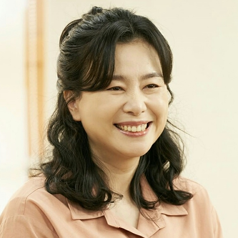 Kim Young Mi tipo de personalidade mbti image