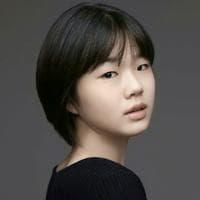 Shin Ye-Seo tipo di personalità MBTI image