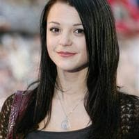 Kathryn Prescott tipe kepribadian MBTI image