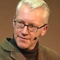 profile_Tom Holland (author)