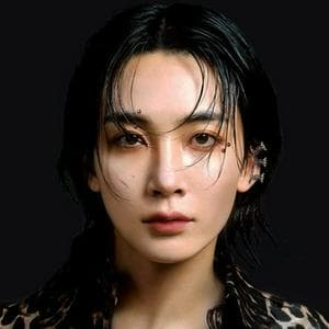 profile_Jeonghan (SEVENTEEN)
