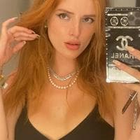 Bella Thorne mbtiパーソナリティタイプ image