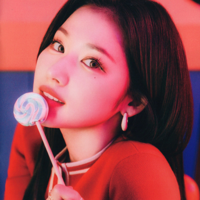 Sana (TWICE) MBTI -Persönlichkeitstyp image