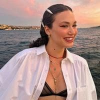 profile_Melisa Şenolsun