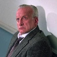 Lieutenant William F. Kinderman (Exorcist 3) тип личности MBTI image