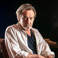 profile_Robert Lindsay