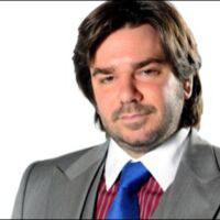 profile_Douglas Reynholm