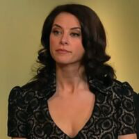 profile_Victoria Reynholm